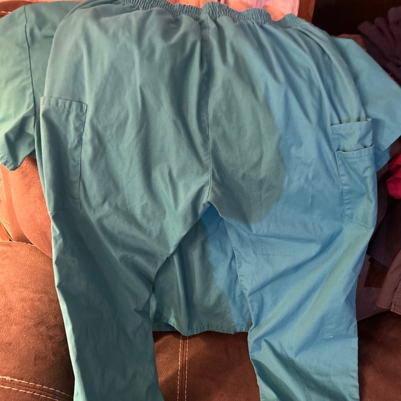 Teal Large Dickies Top And Pant Scrub Set - Picture 4 of 4